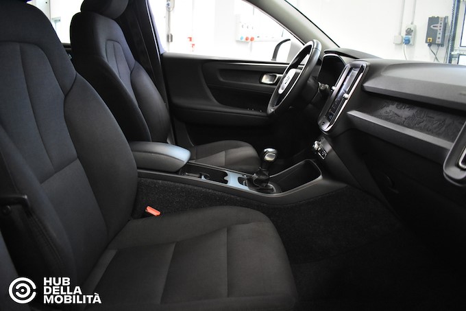 VOLVO XC40 T3 Business